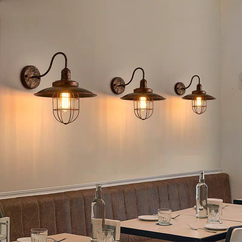 Lampada da Parete per Esterni  - Outdoor Lighting Warehouse recensione e prezzo