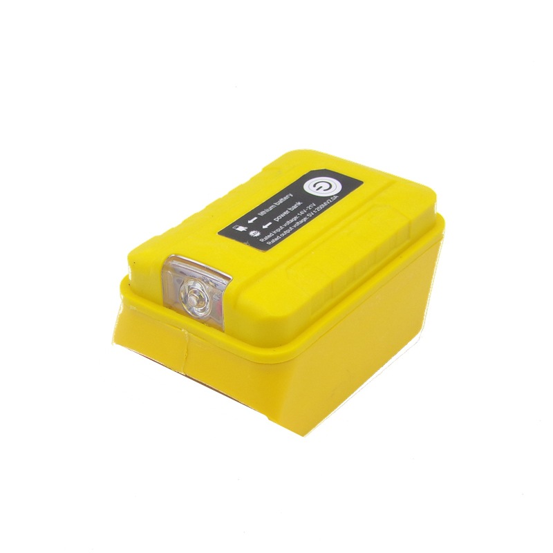 Lampada da lavoro a LED Fonte  - Outdoor Lighting Milwaukee recensione e prezzo