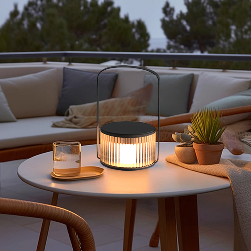 Ricarica esterna Luce ambienta - Outdoor Lighting And Decor recensione e prezzo