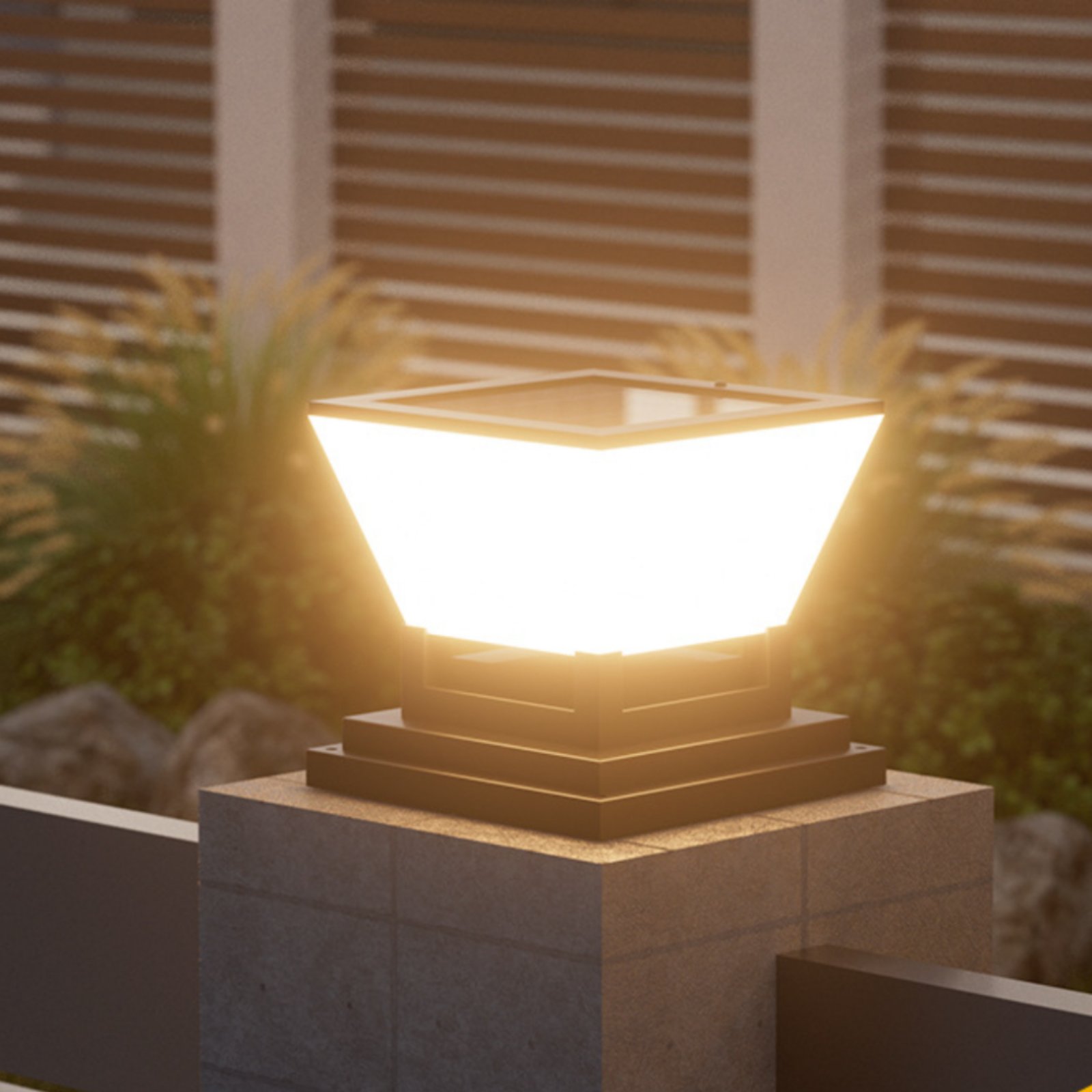 Lampada Solare per Recinzioni  - Outdoor Lighting For Fence recensione e prezzo